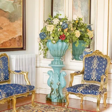 La Argentina فندق لواركا