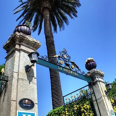 La Argentina فندق لواركا