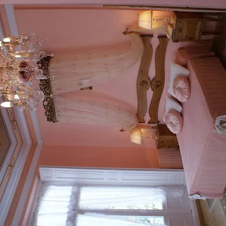 La Argentina فندق لواركا